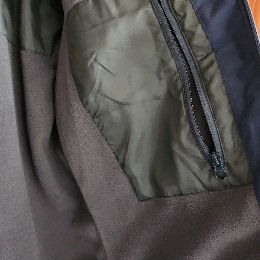 Men's Helly Hansen Rain/Sailing Jacket - Picture 6 of 7